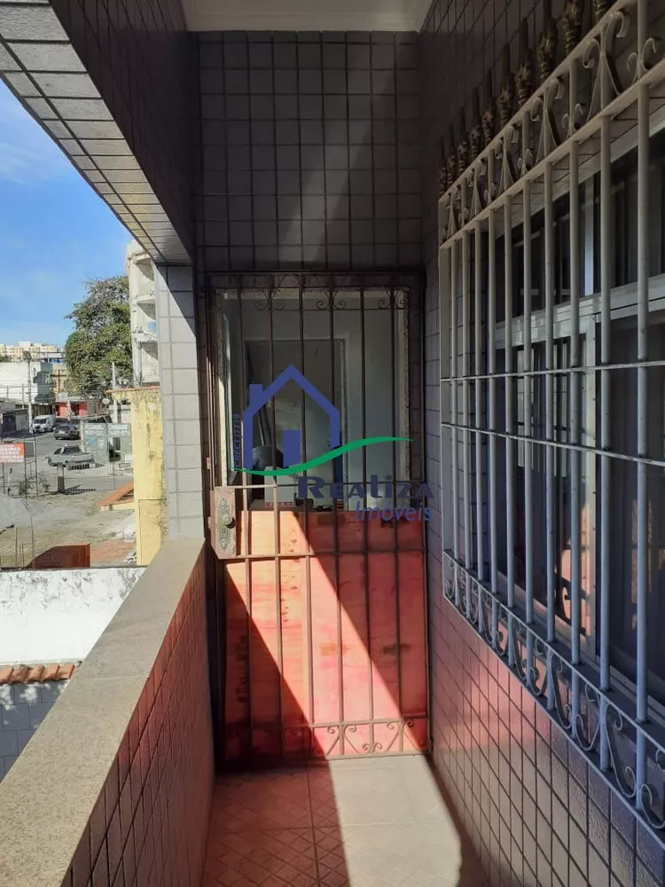 Casa, 4 quartos, 180 m² - Foto 2