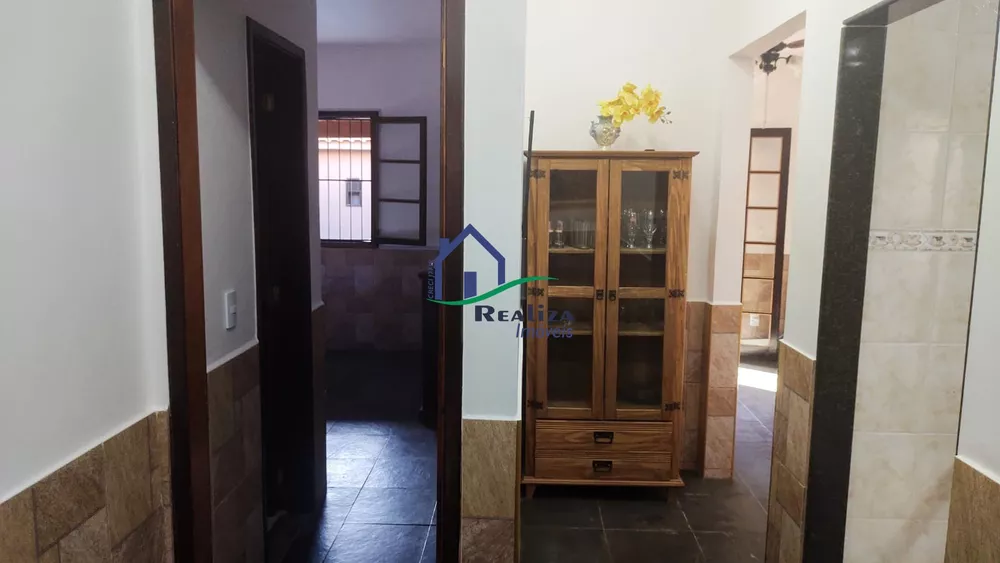 Casa à venda com 3 quartos, 180m² - Foto 3