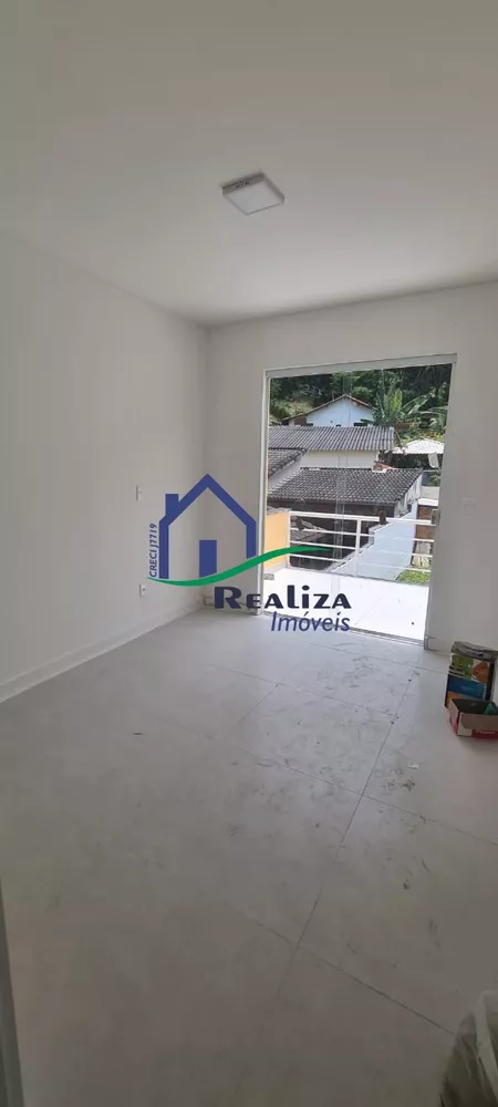 Casa à venda com 3 quartos, 112m² - Foto 7