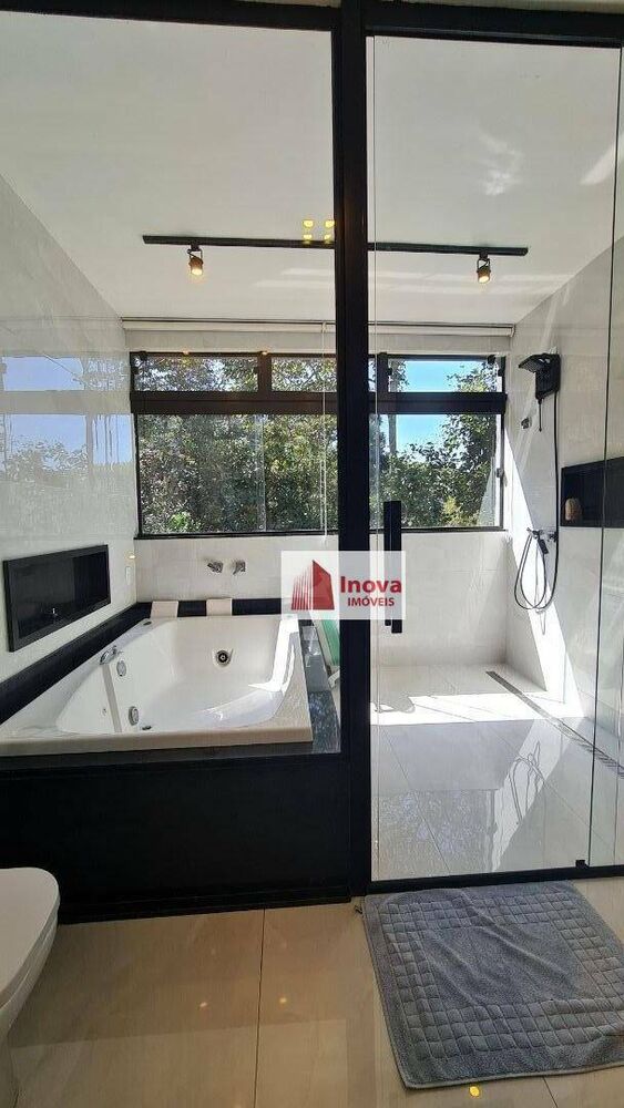 Casa à venda com 3 quartos, 344m² - Foto 11
