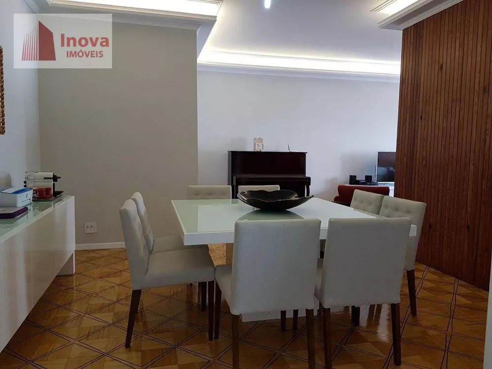 Apartamento à venda com 3 quartos, 140m² - Foto 4