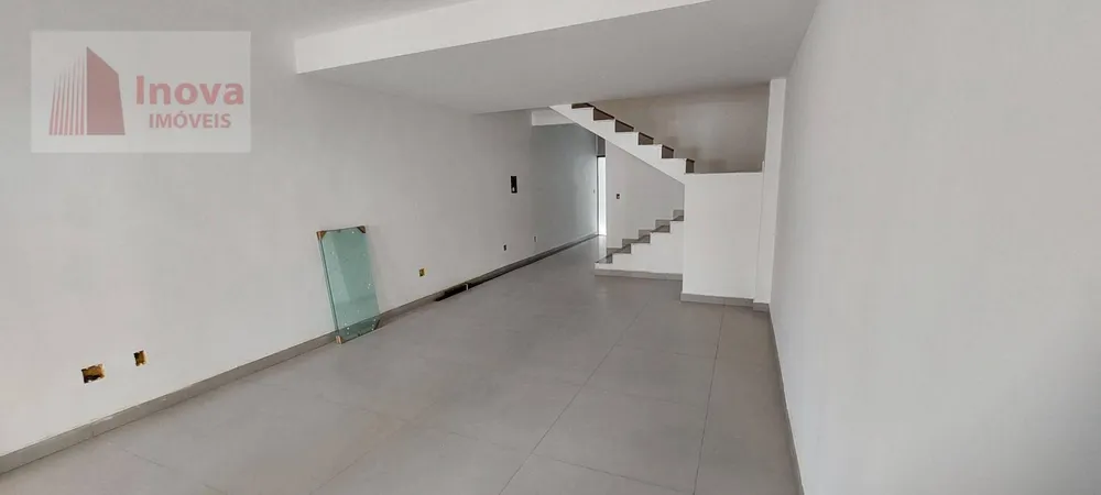 Casa, 3 quartos, 180 m² - Foto 3