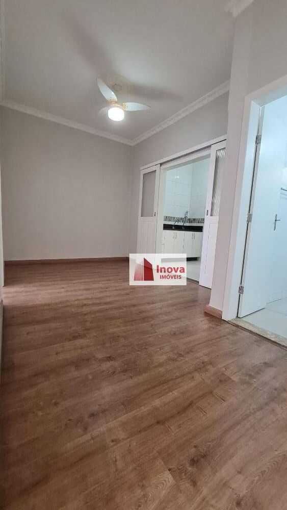 Apartamento à venda com 3 quartos, 100m² - Foto 1