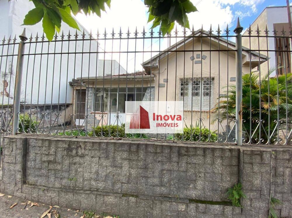 Casa à venda com 3 quartos, 130m² - Foto 1