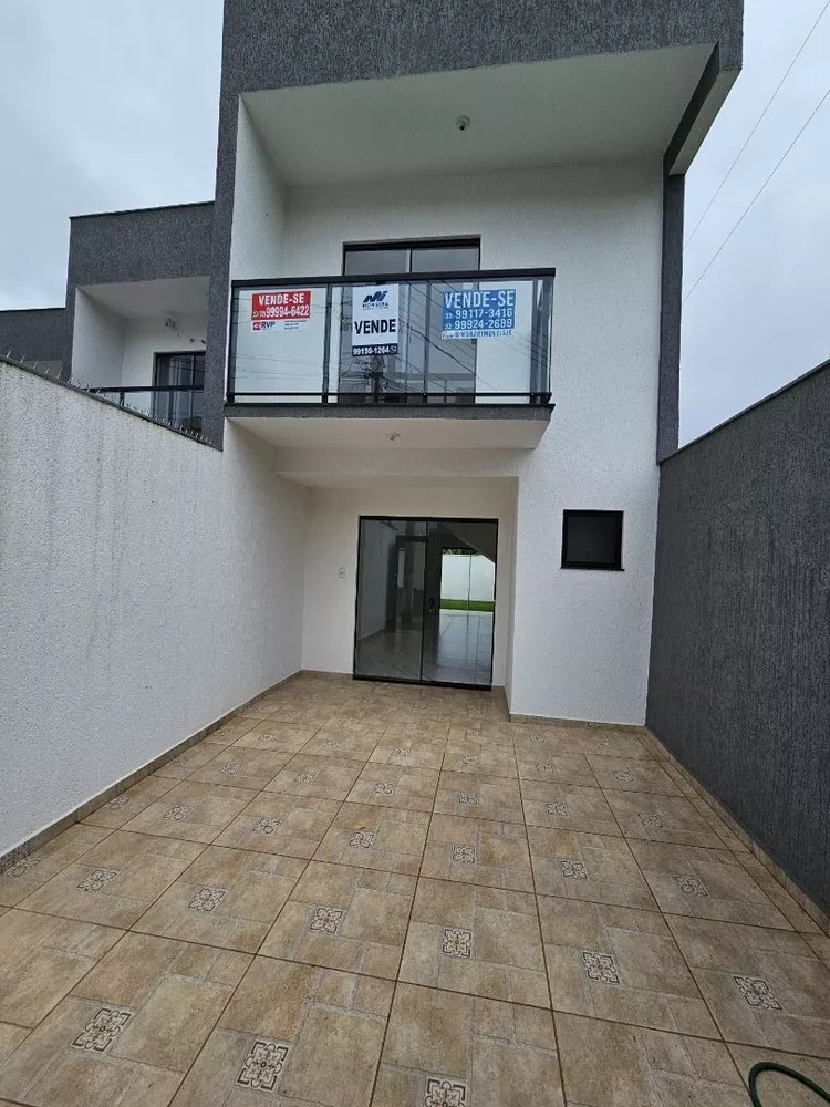 Casa à venda com 2 quartos, 90m² - Foto 2