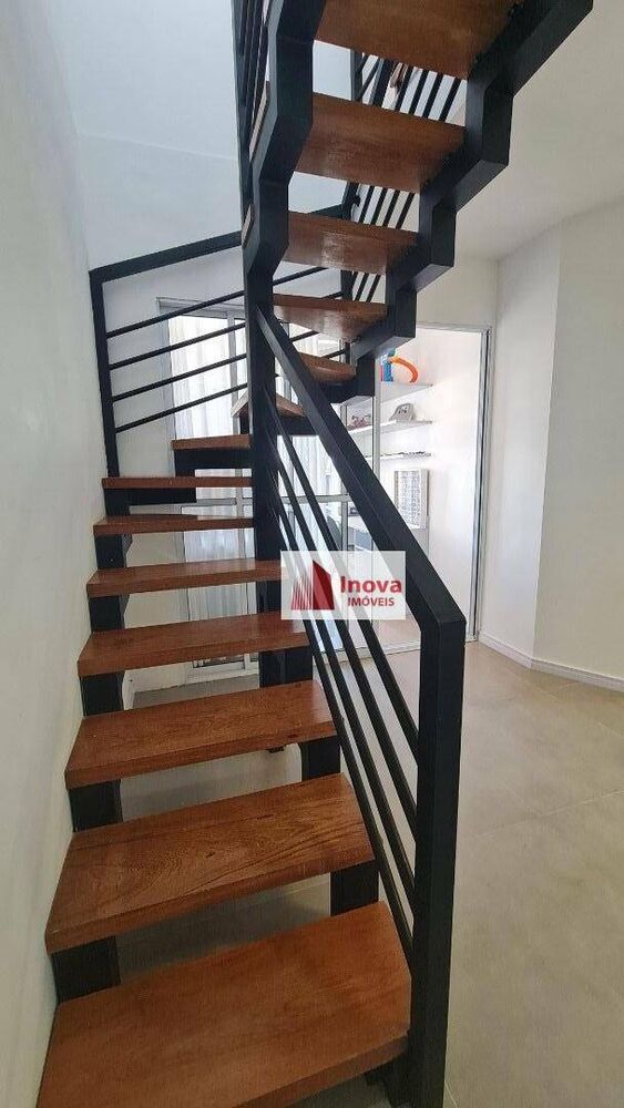 Cobertura à venda com 4 quartos, 150m² - Foto 3