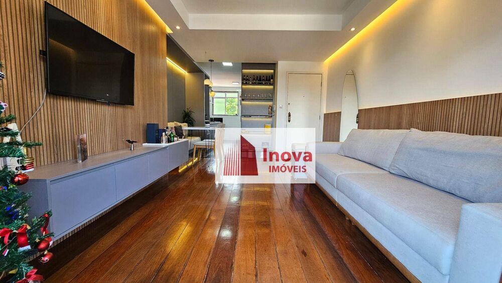 Cobertura à venda com 4 quartos, 200m² - Foto 2