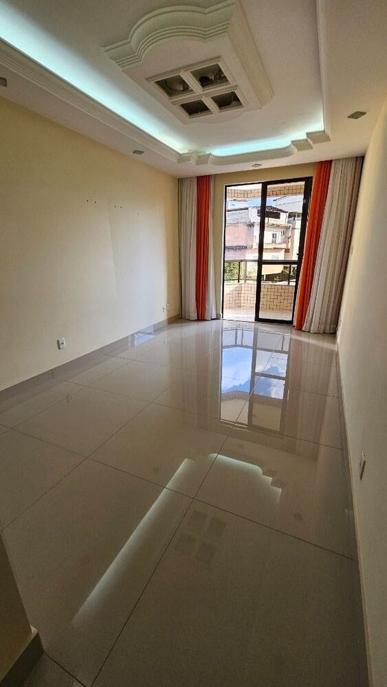 Apartamento à venda com 3 quartos, 75m² - Foto 1