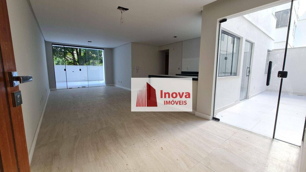 Apartamento à venda com 3 quartos, 154m² - Foto 2