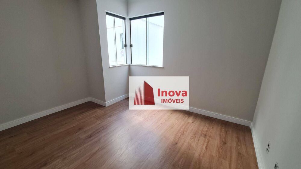 Apartamento à venda com 3 quartos, 154m² - Foto 10