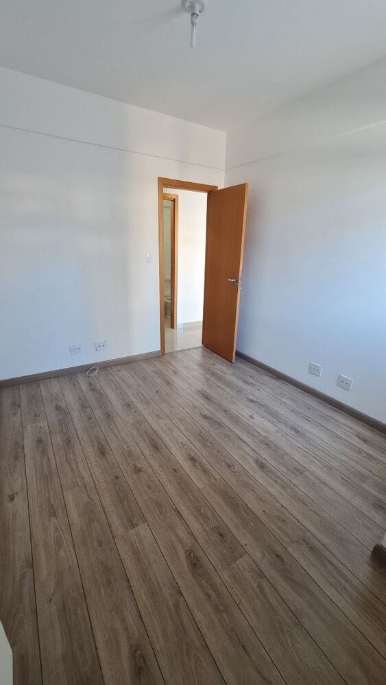 Apartamento à venda com 2 quartos, 75m² - Foto 8