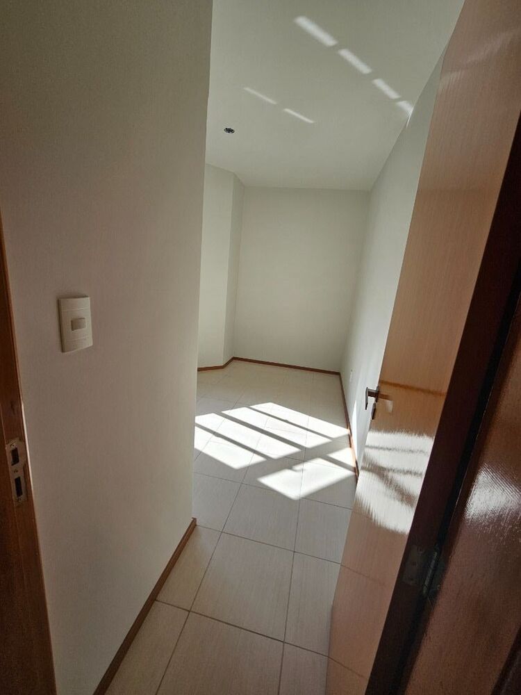 Apartamento à venda com 3 quartos, 90m² - Foto 9
