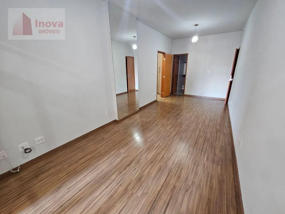 Apartamento, 3 quartos, 115 m² - Foto 2