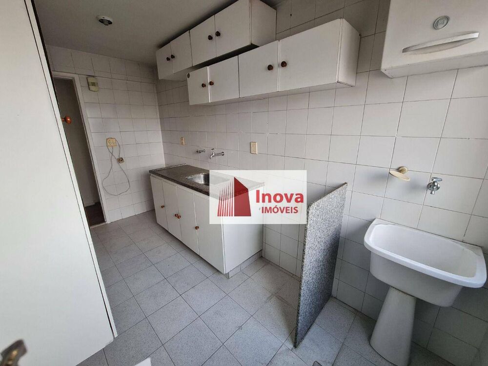 Apartamento à venda com 2 quartos, 79m² - Foto 10