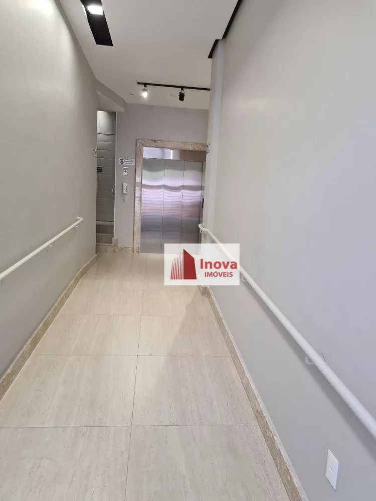 Apartamento à venda com 2 quartos, 75m² - Foto 2