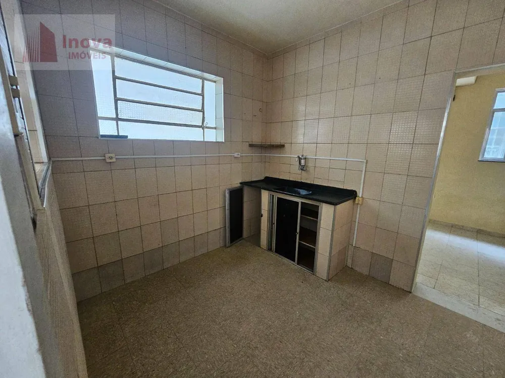 Casa, 6 quartos, 195 m² - Foto 10