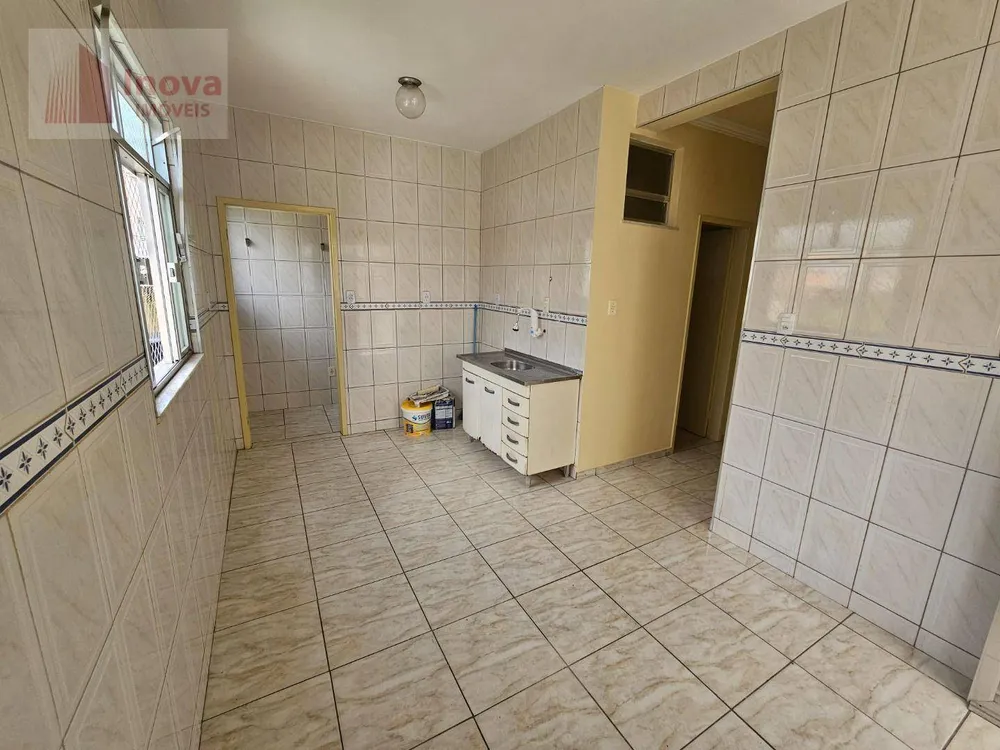 Casa, 6 quartos, 195 m² - Foto 5