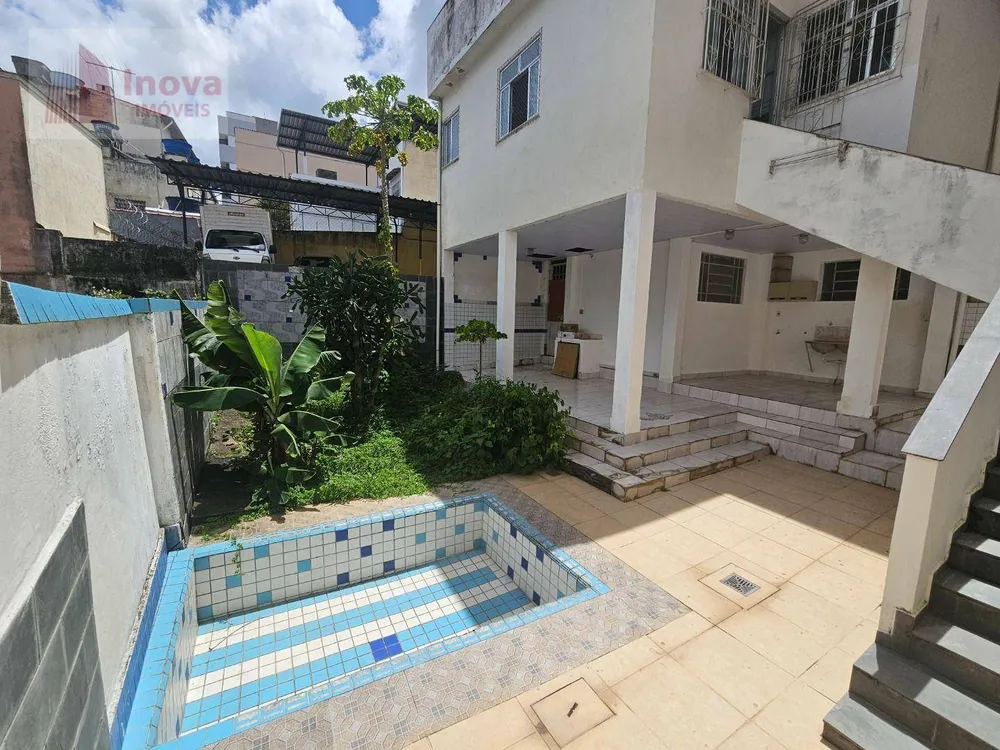 Casa, 6 quartos, 195 m² - Foto 7