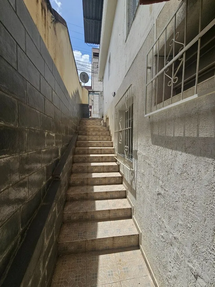 Casa, 6 quartos, 195 m² - Foto 9