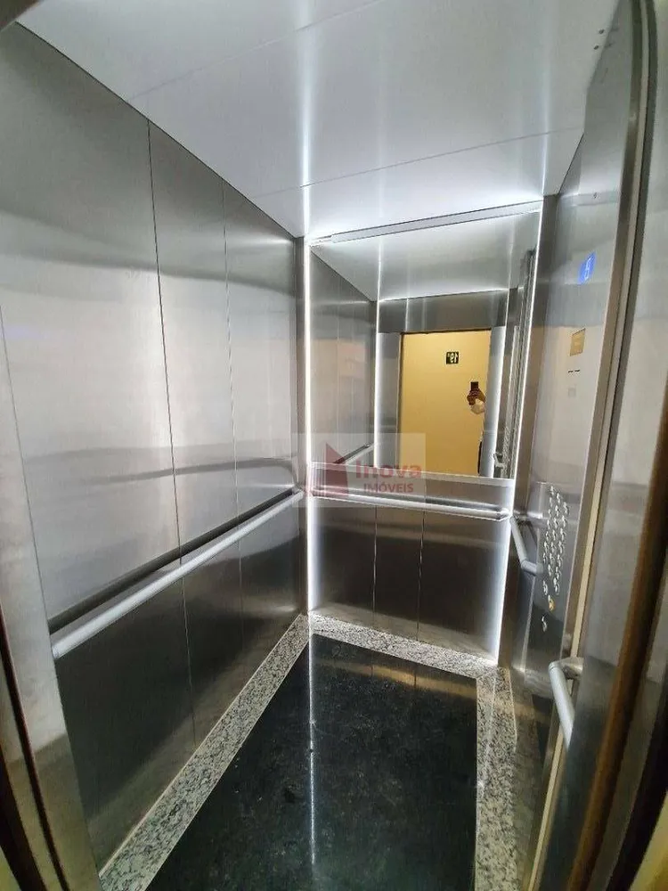 Cobertura, 4 quartos, 196 m² - Foto 2