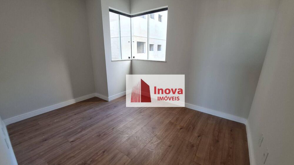 Cobertura à venda com 4 quartos, 200m² - Foto 5