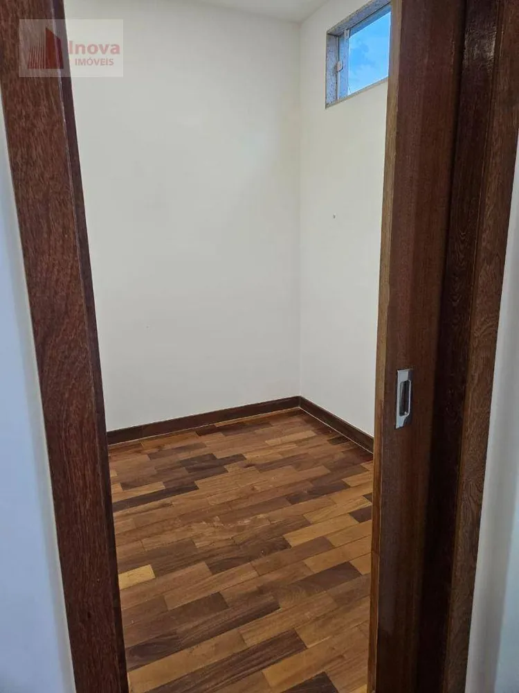 Casa, 3 quartos, 245 m² - Foto 12