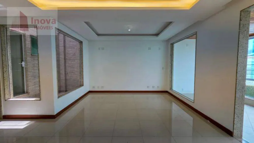 Casa, 3 quartos, 245 m² - Foto 6