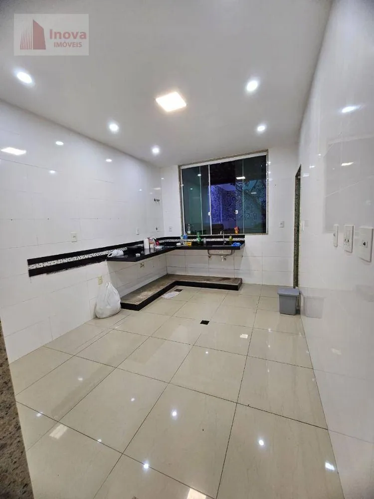 Casa, 3 quartos, 245 m² - Foto 9