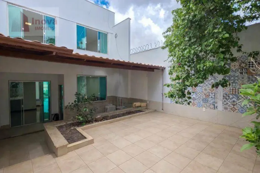 Casa, 3 quartos, 245 m² - Foto 14