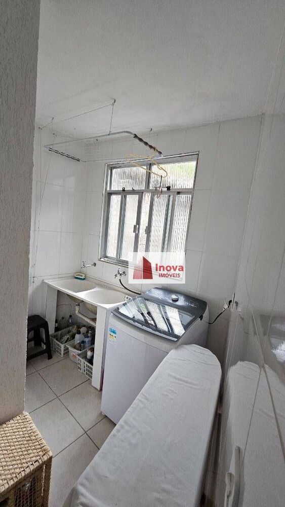 Casa à venda com 2 quartos, 95m² - Foto 11