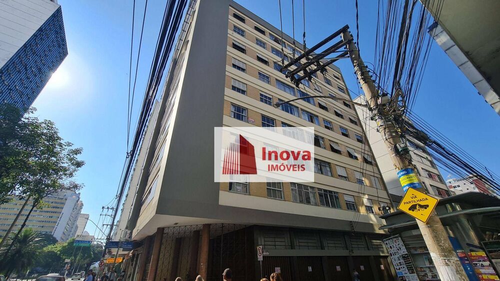 Apartamento à venda com 3 quartos, 140m² - Foto 12