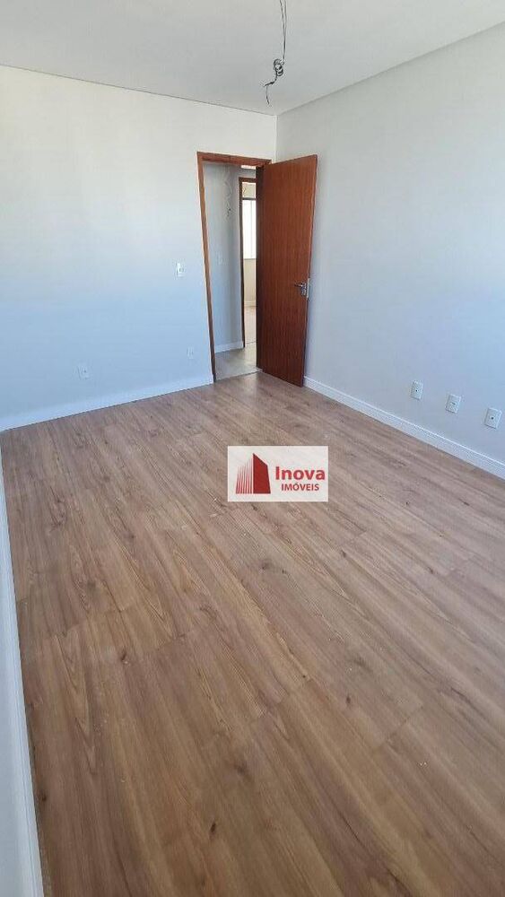 Apartamento à venda com 3 quartos, 104m² - Foto 6