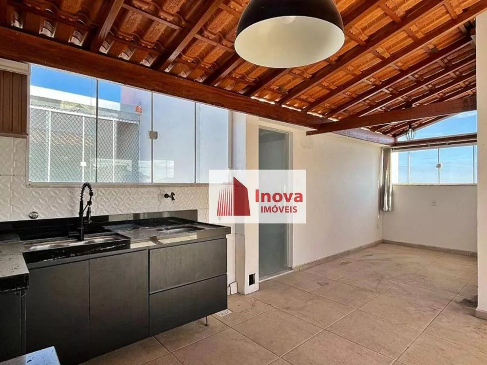 Cobertura à venda com 2 quartos, 114m² - Foto 1