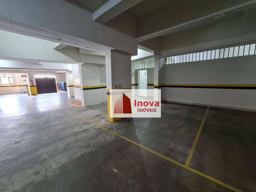 Apartamento à venda com 2 quartos, 75m² - Foto 12