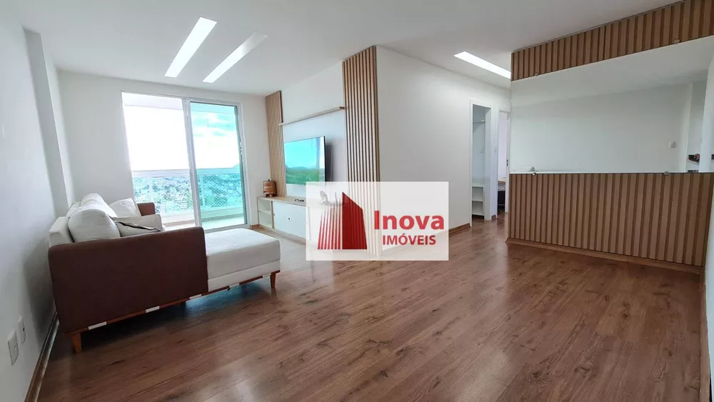 Apartamento à venda com 3 quartos, 146m² - Foto 1