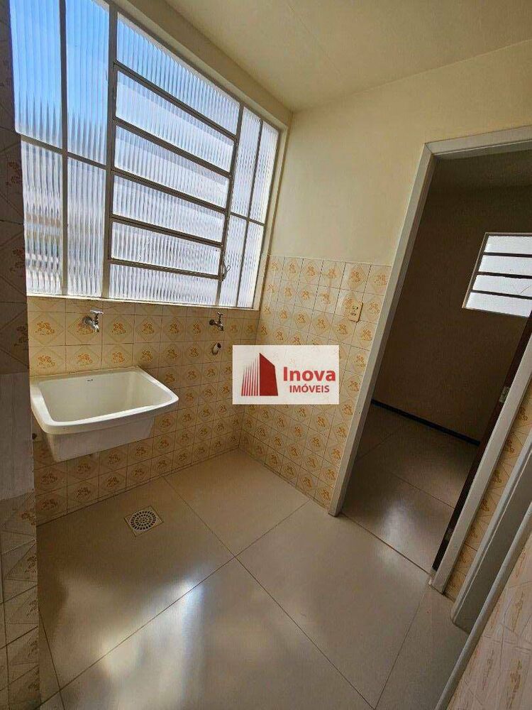Apartamento para alugar com 2 quartos, 60m² - Foto 11