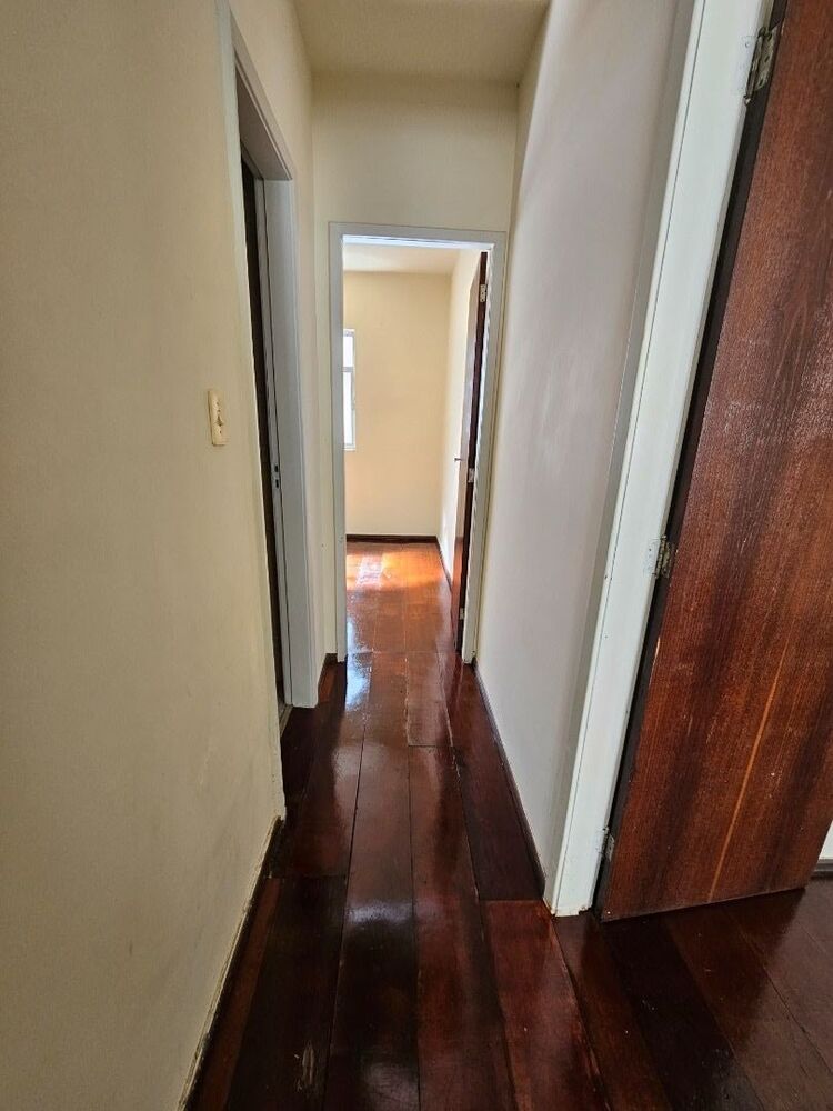 Apartamento à venda com 2 quartos, 60m² - Foto 5