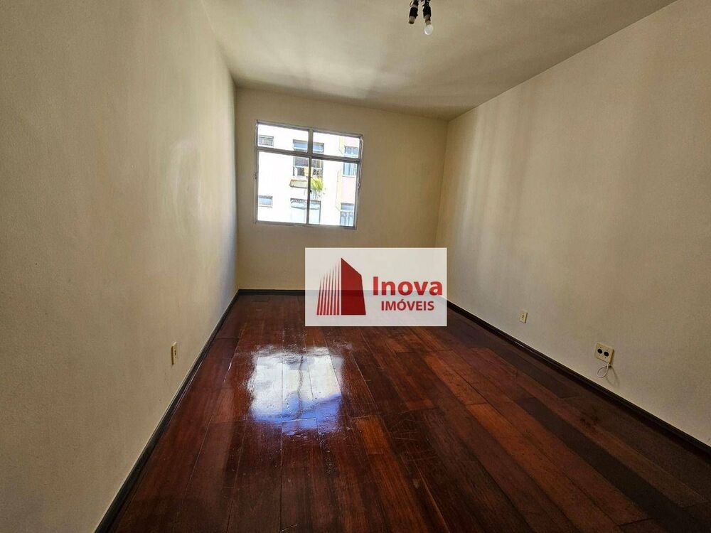 Apartamento à venda com 2 quartos, 60m² - Foto 1