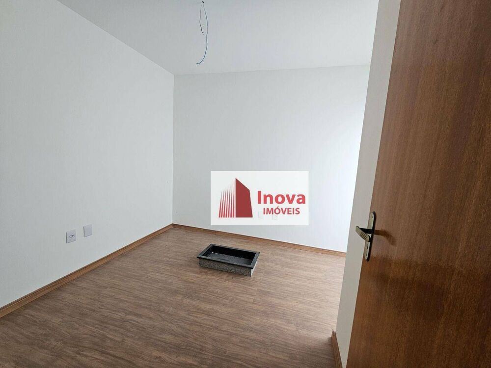Casa à venda com 3 quartos, 130m² - Foto 10