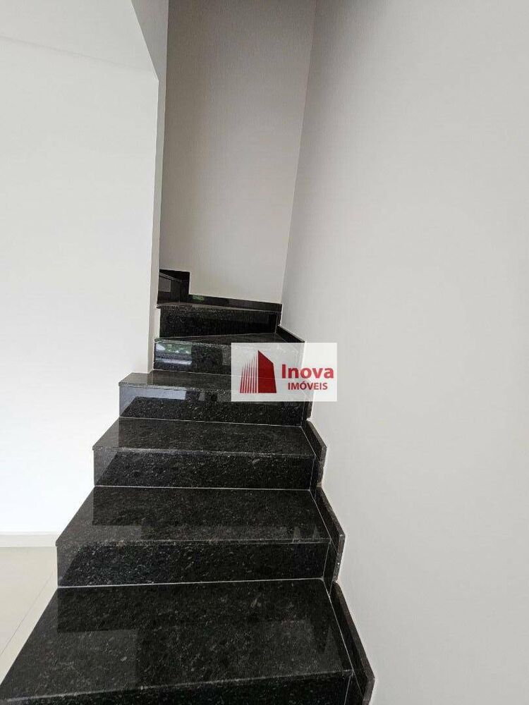 Casa à venda com 3 quartos, 130m² - Foto 6