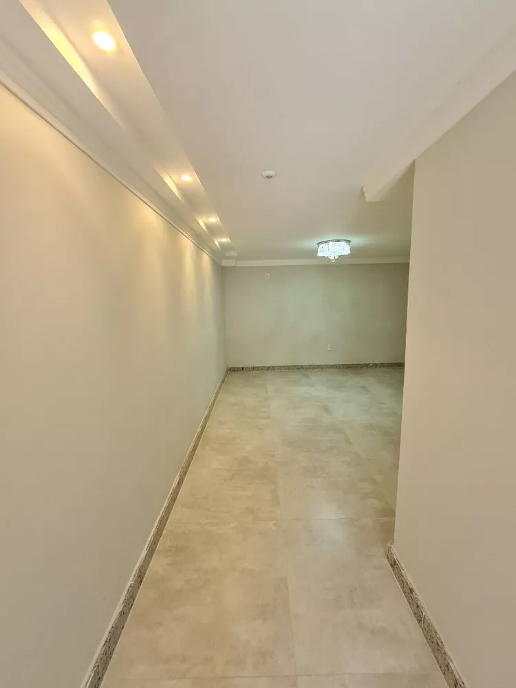 Apartamento à venda com 3 quartos, 104m² - Foto 2