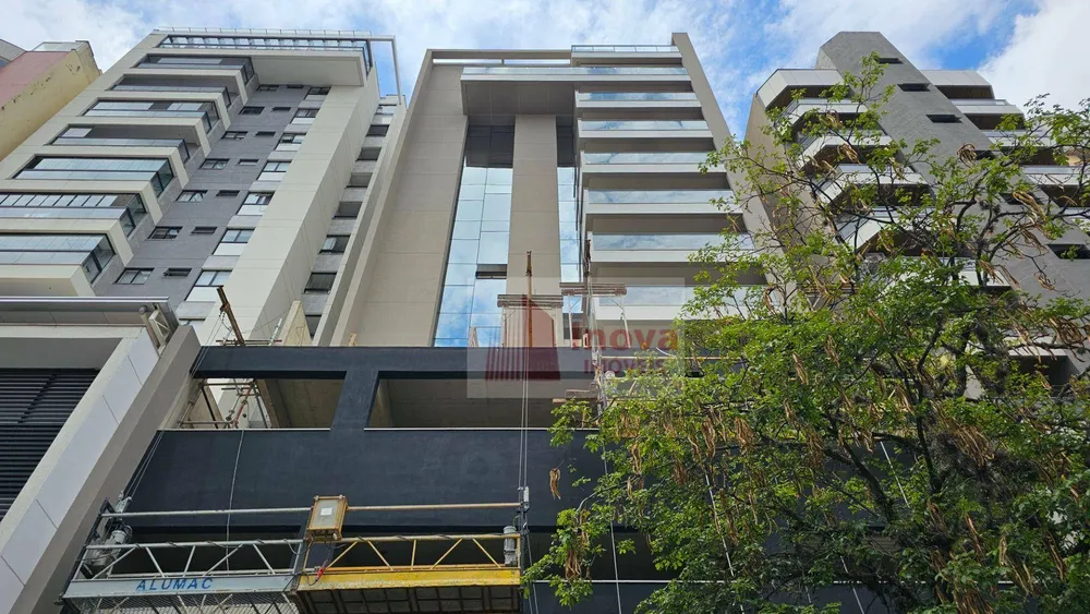 Apartamento, 3 quartos, 170 m² - Foto 1