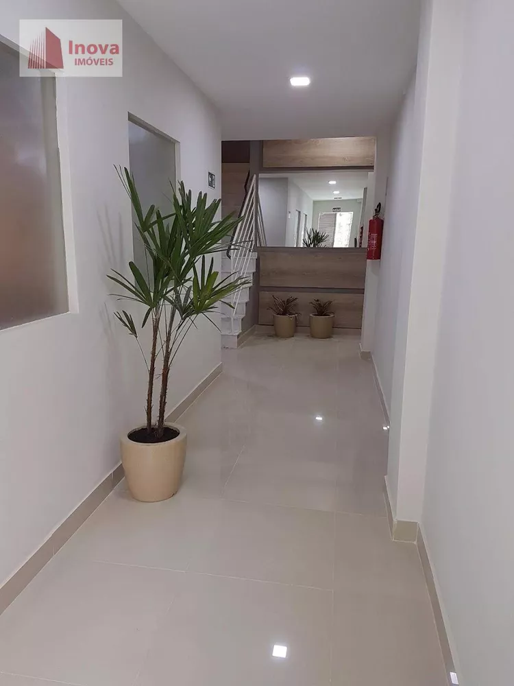 Apartamento à venda com 2 quartos, 62m² - Foto 1