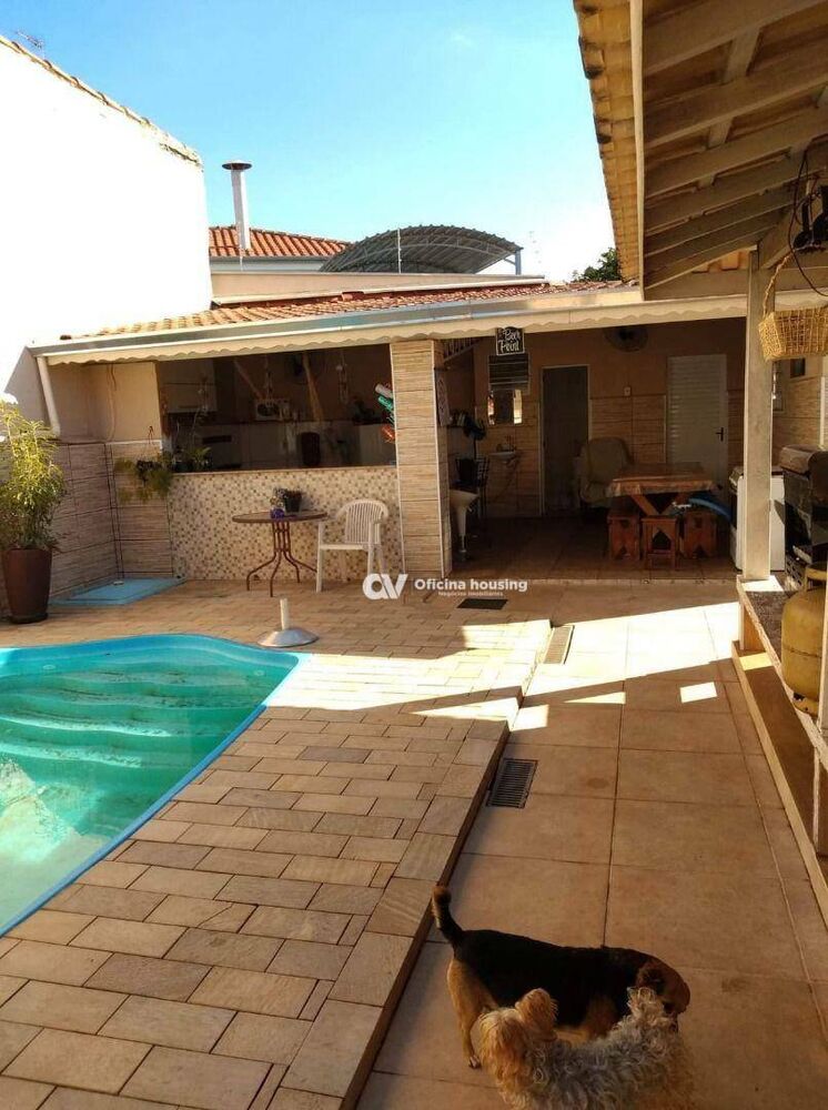 Casa à venda com 3 quartos, 300m² - Foto 15