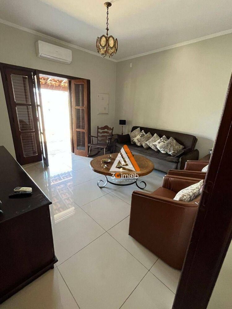 Casa à venda com 3 quartos, 340m² - Foto 7