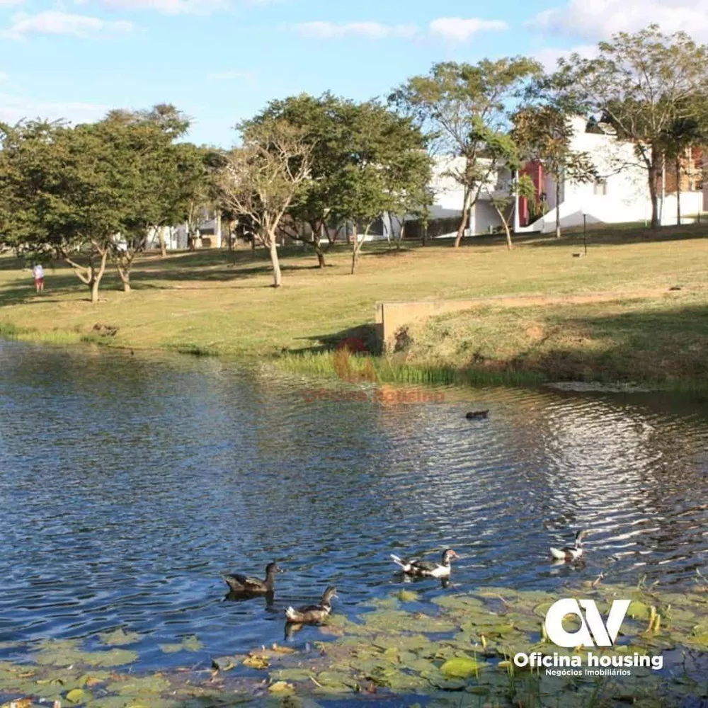 Loteamento e Condomínio, 300 m² - Foto 1
