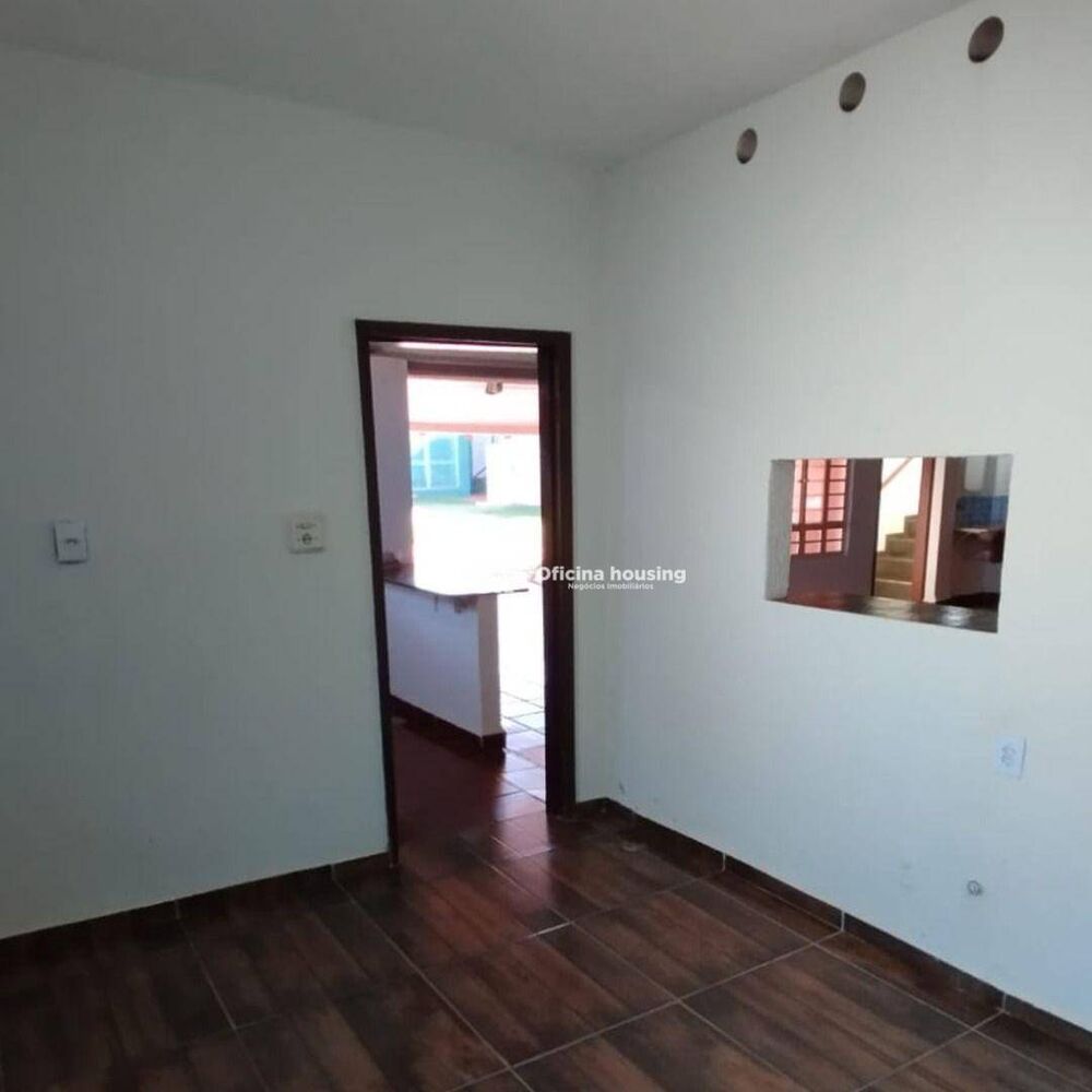 Chácara à venda com 3 quartos, 2500M2 - Foto 3