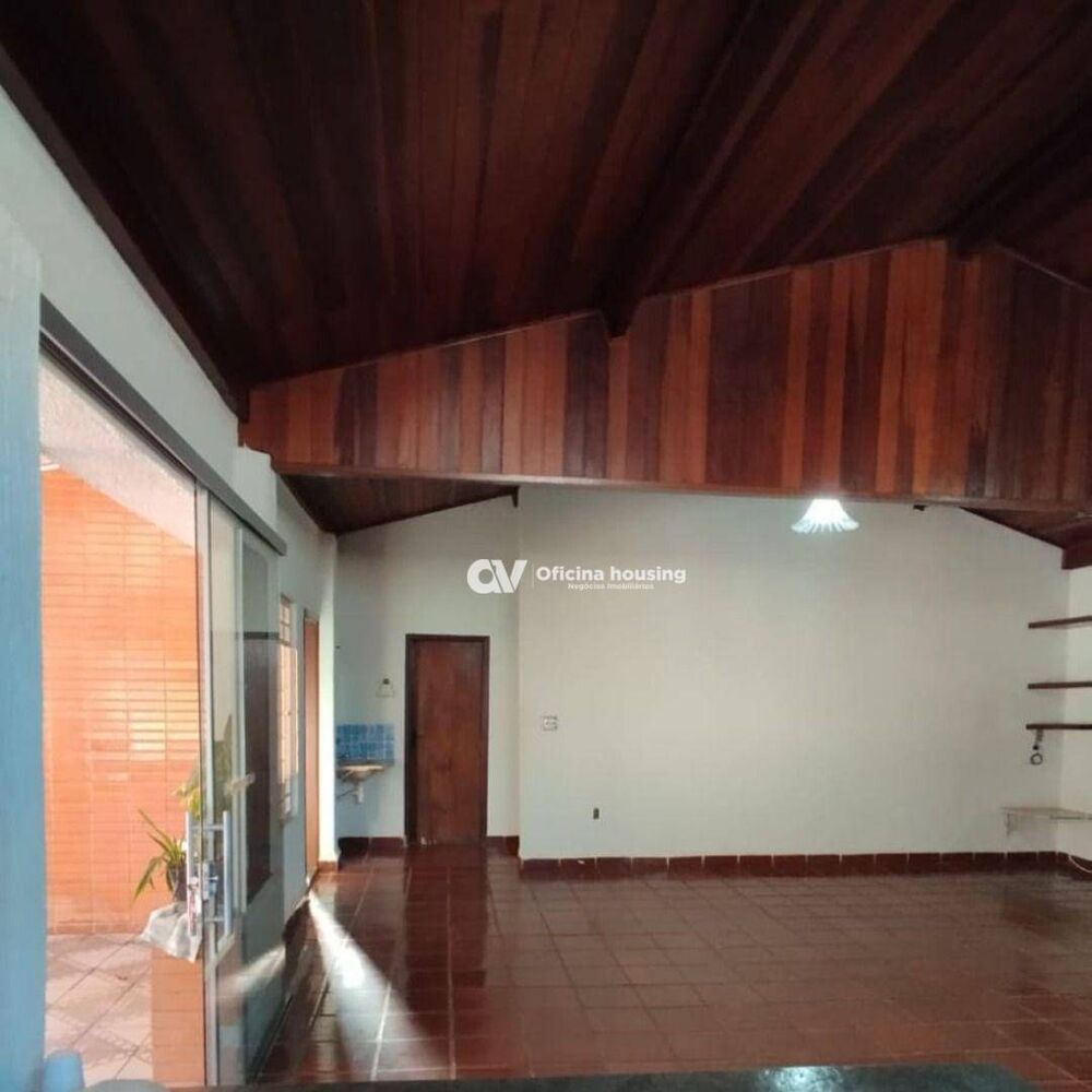 Chácara à venda com 3 quartos, 2500M2 - Foto 4