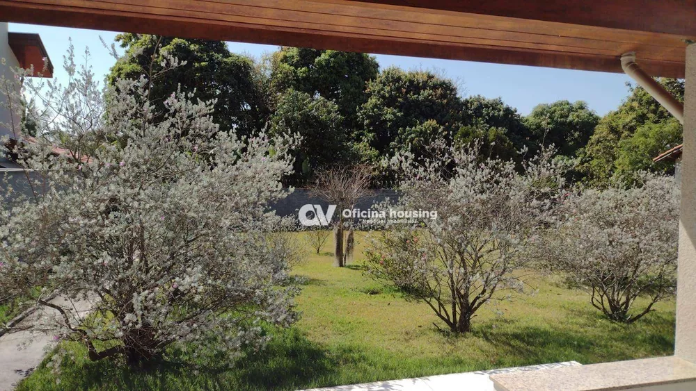 Chácara, 4 quartos, 2879 m² - Foto 1