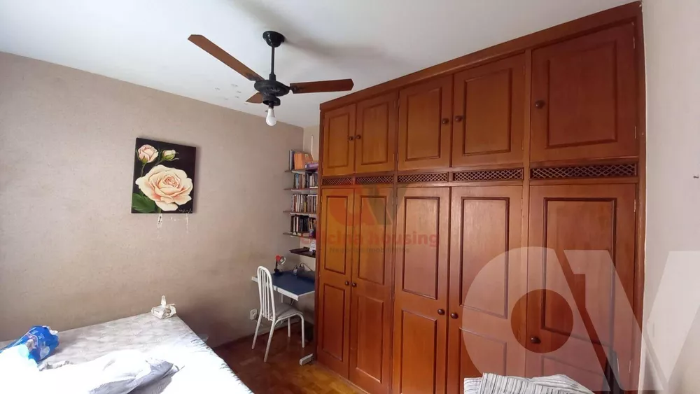 Casa, 3 quartos, 272 m² - Foto 1